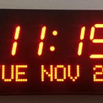 día en barra de tareas