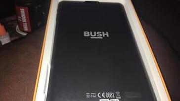 Bush Eluma: Teléfono móvil barato con Windows 10 Mobile 12 Bush Eluma