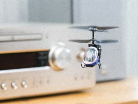 Aparece en el mercado un mini helicóptero a control remoto Nano-Falcon 2 Nano-Falcon 02