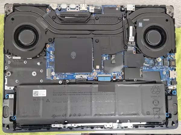 Alienware 16 Aurora: potencia gaming al mejor precio con la nueva promoción de Dell 1 Alienware 16 Aurora barata